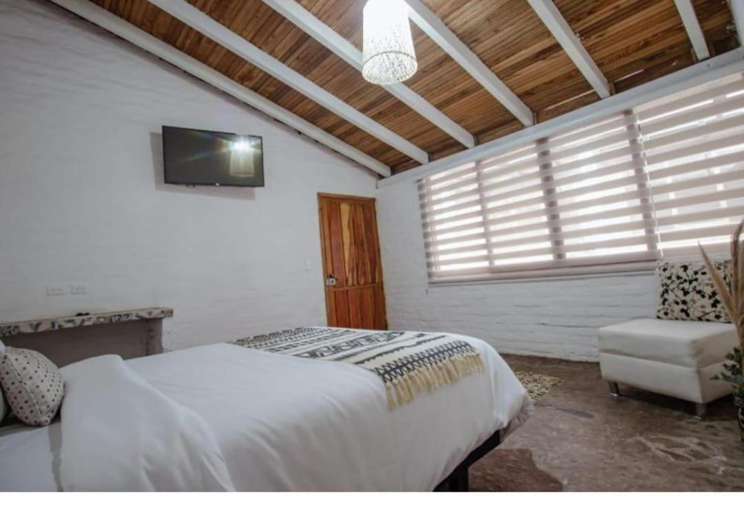 Rustic Quinta La Aurora Bed and Breakfast Baños Eksteriør billede