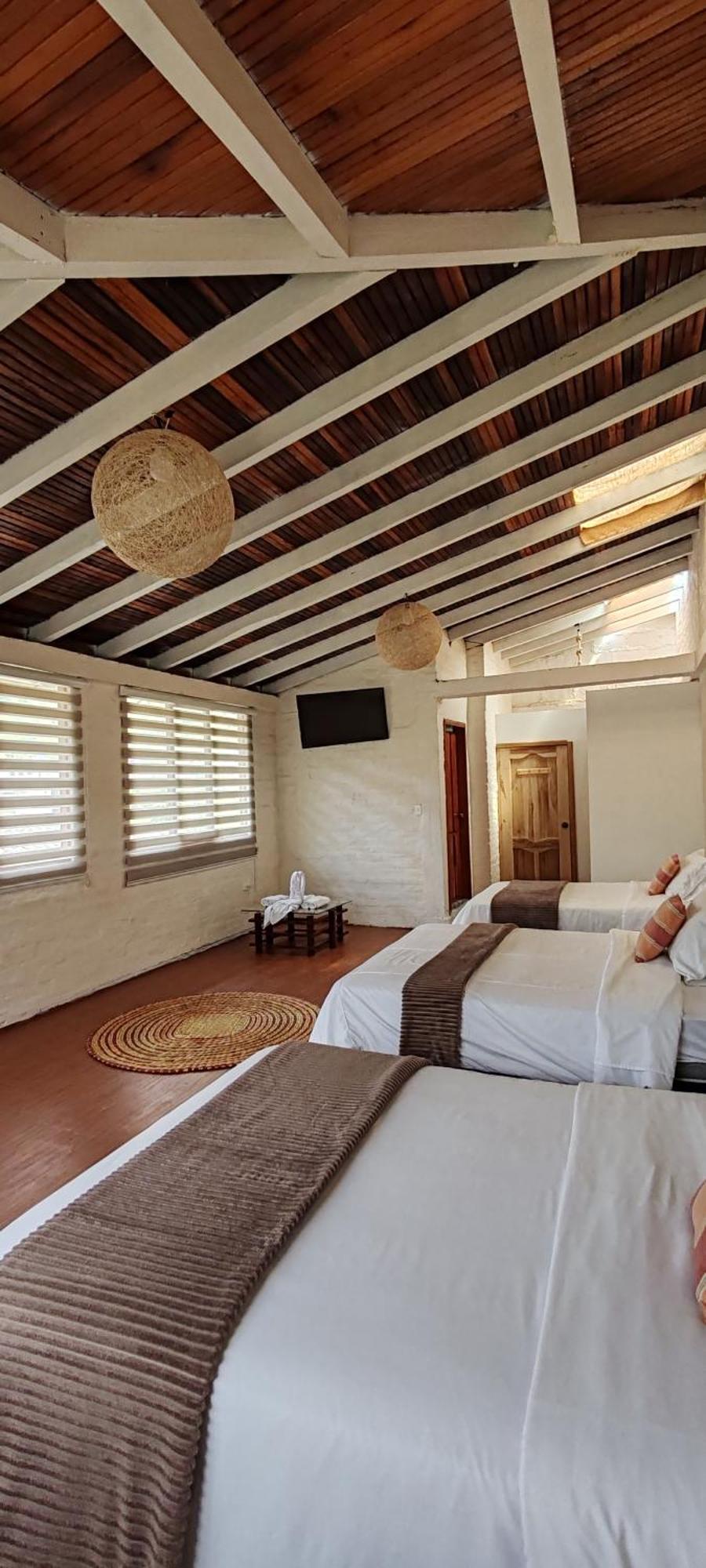 Rustic Quinta La Aurora Bed and Breakfast Baños Værelse billede